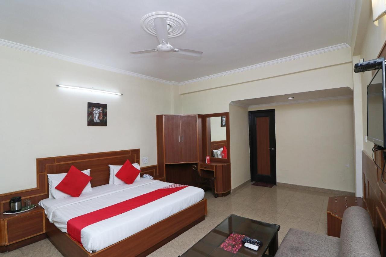 Capital O 4747 Imperial Hotel Katra 格德拉 外观 照片