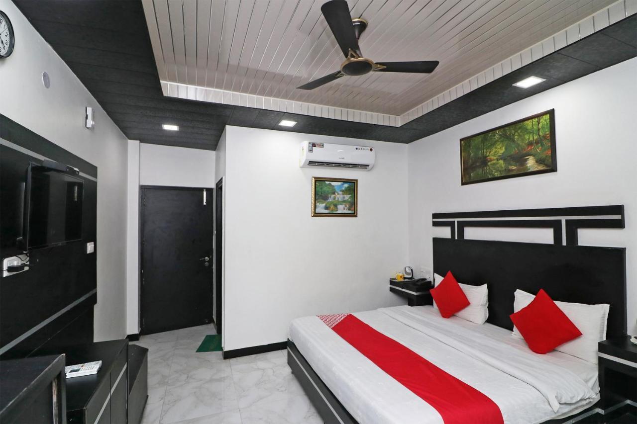 Capital O 4747 Imperial Hotel Katra 格德拉 外观 照片