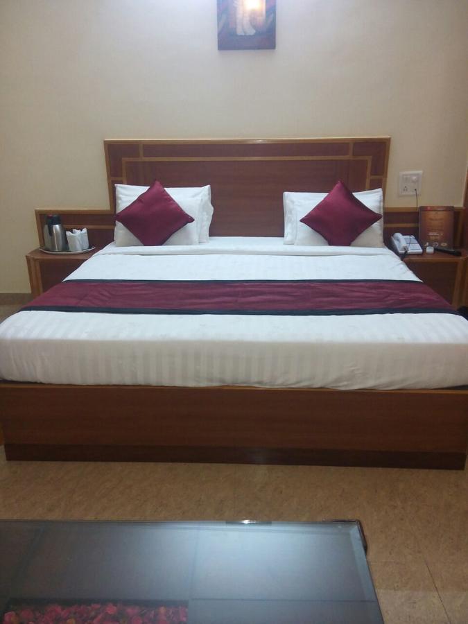 Capital O 4747 Imperial Hotel Katra 格德拉 外观 照片